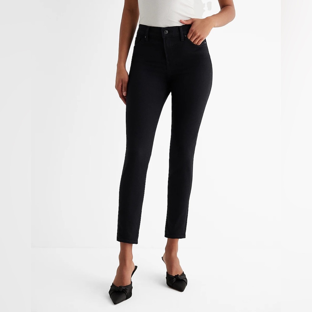 NWT Express Curvy Skinny High Rise Jeans Black 00 S Short